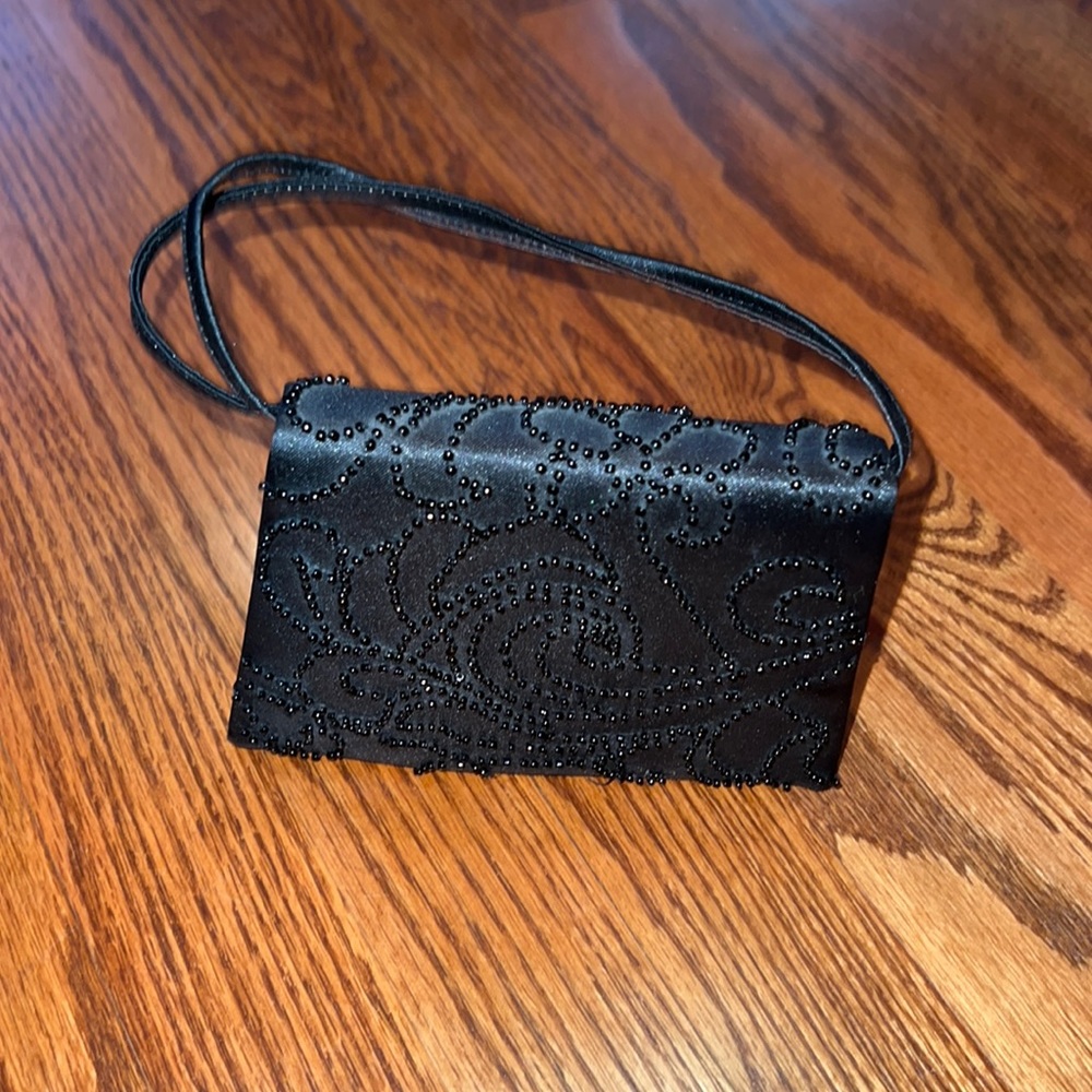Womens evening bag beaded